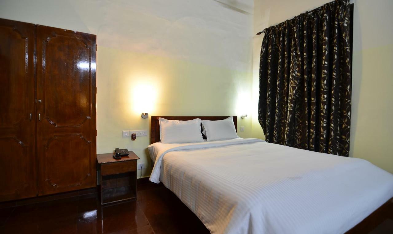 The Royal Heritage Hotel And Ayurvedic Center Thiruvananthapuram Εξωτερικό φωτογραφία